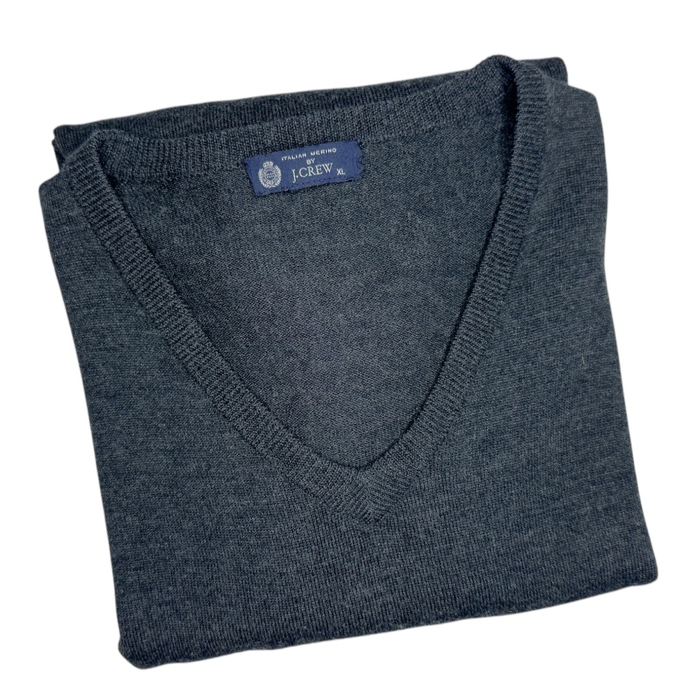 J Crew Men's XL Dark Gray 100% Italian Merino Wool‎ V Neck Knit Pullover Sweater